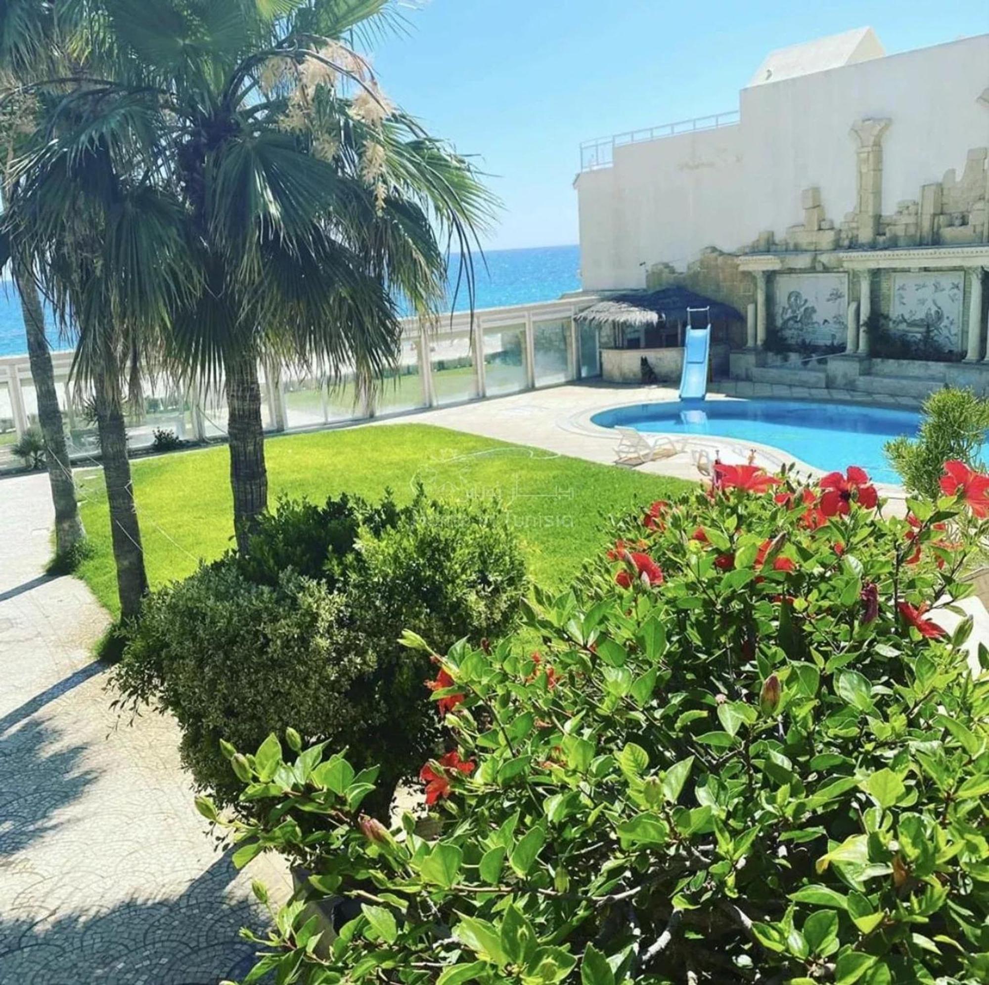Villa Prestigious Waterfront - Dar Chems Sousse